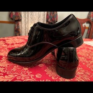 Tom Ford: Edgar Evening Lace Ups